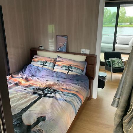 Houseboot Solcamastraat 24 C Hotel Suameer Ngoại thất bức ảnh